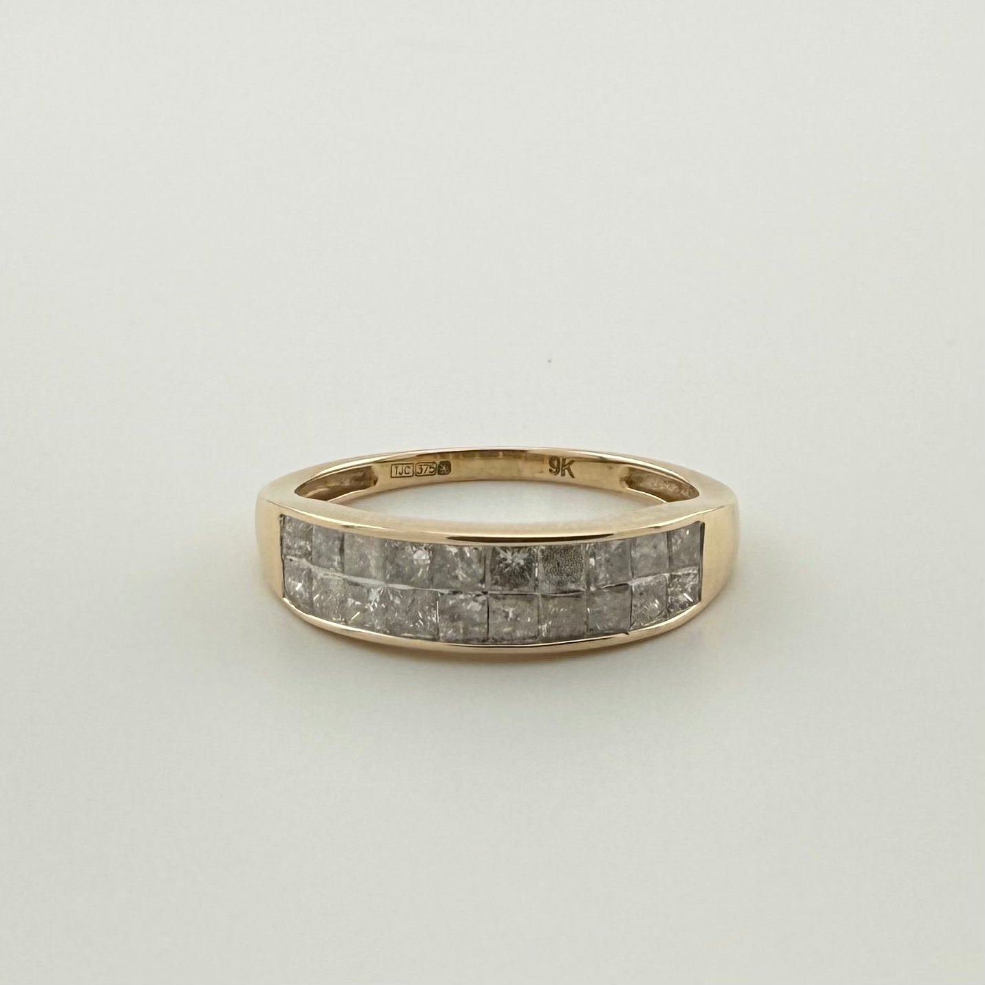 9ct Diamond Eternity Ring - Size P