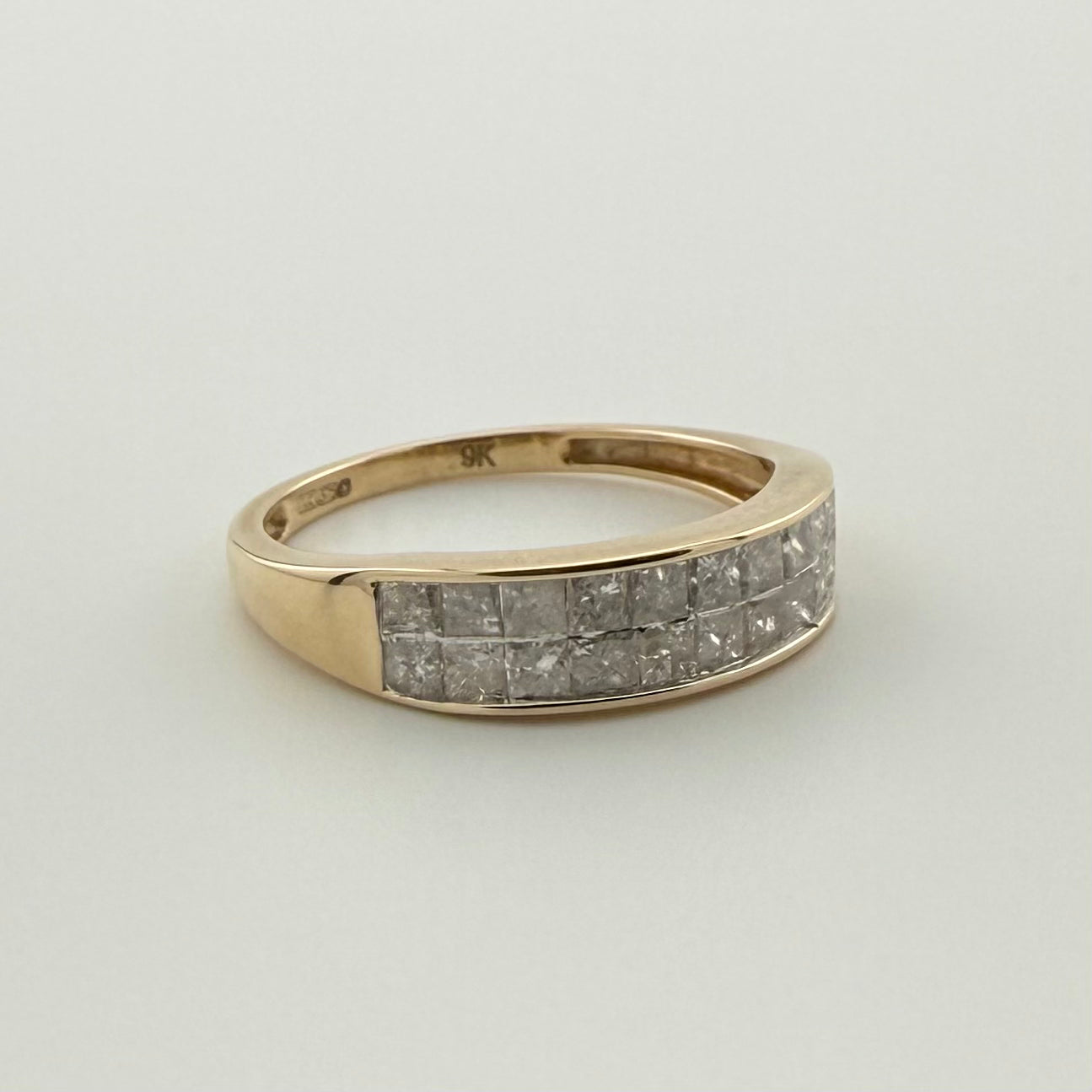 9ct Diamond Eternity Ring - Size P