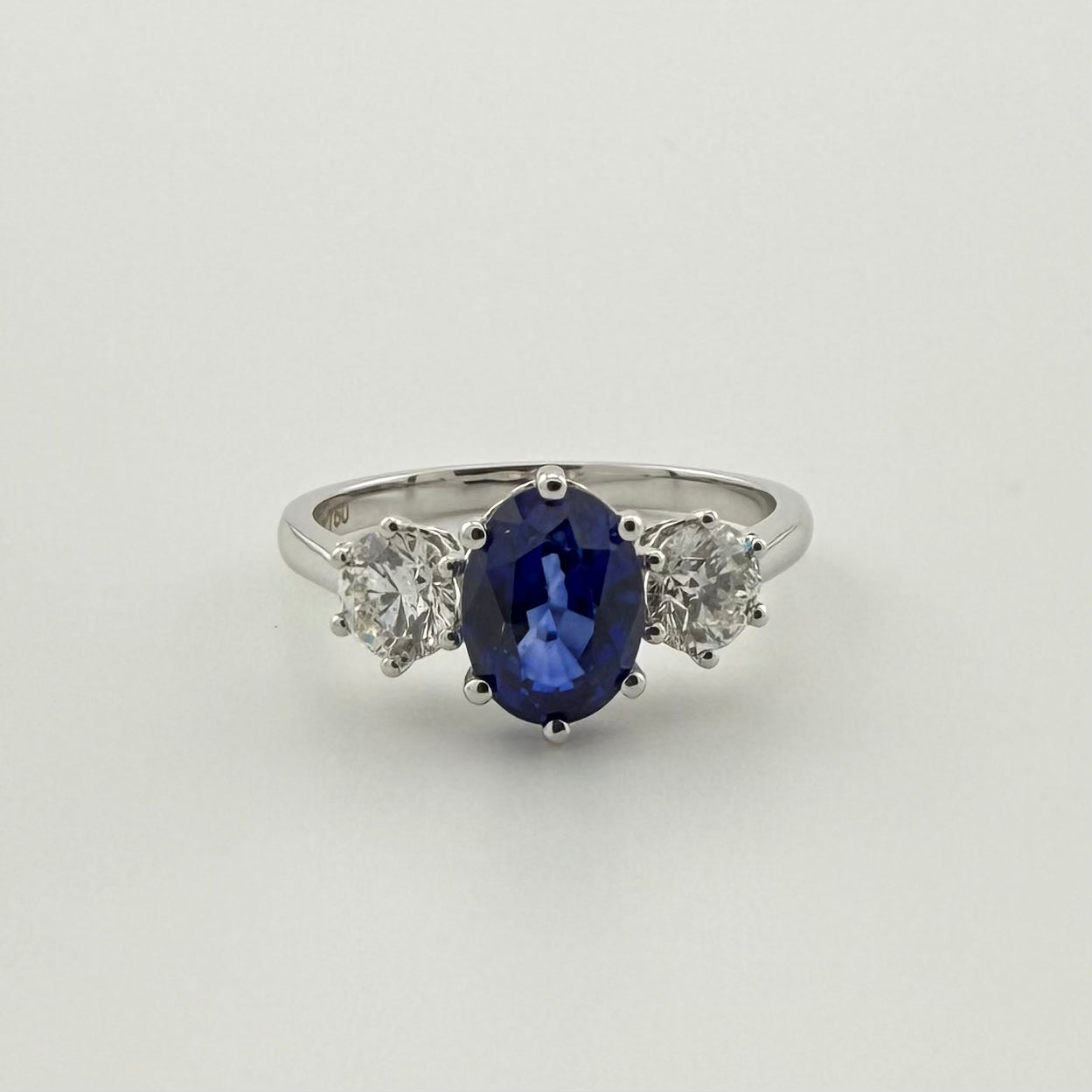 18ct Gold Natural Sapphire and Diamond Ring - Size M