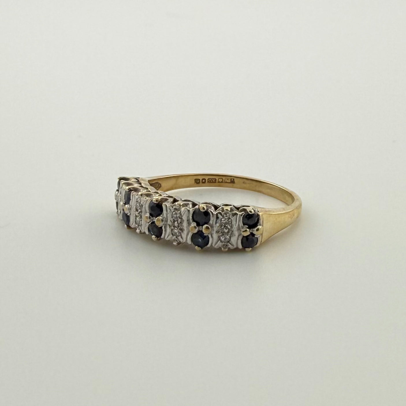 9ct Gold Diamond and Sapphire ring - size K 1/2