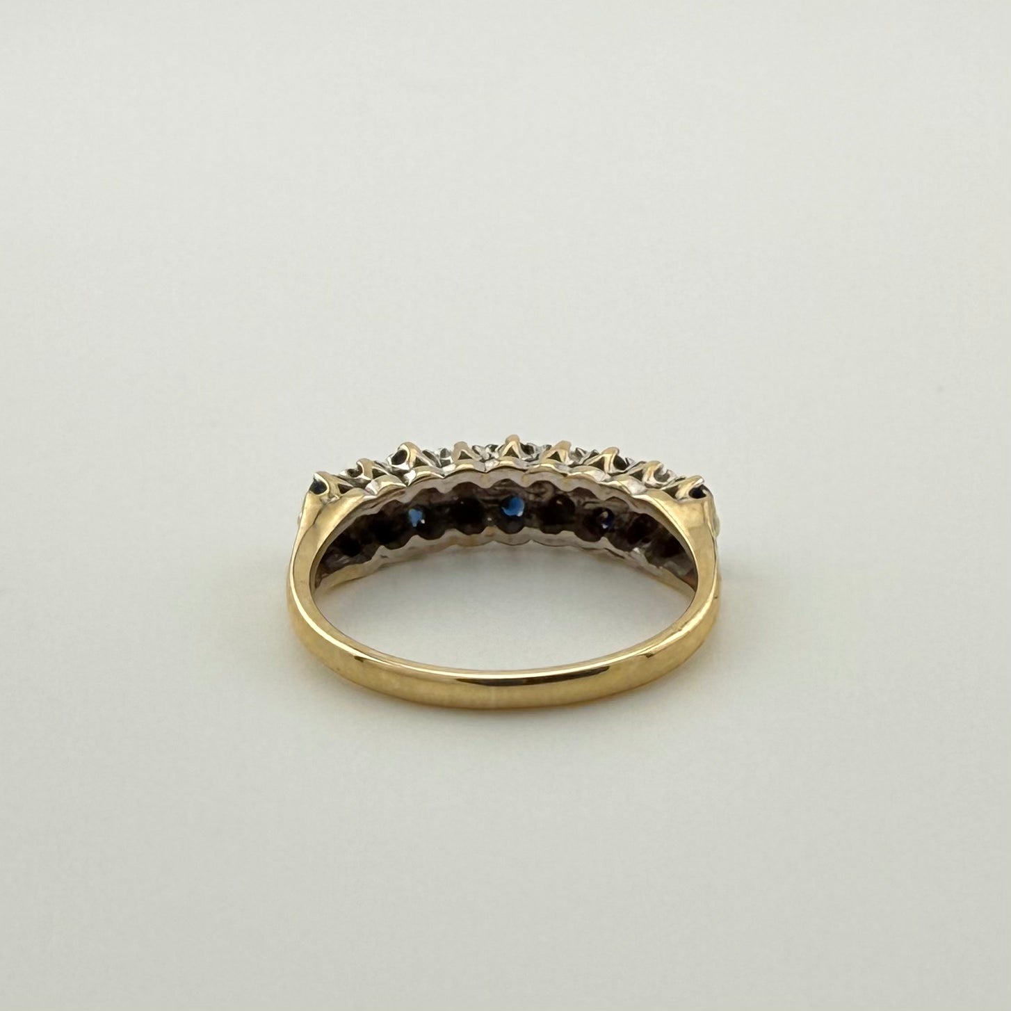 9ct Gold Diamond and Sapphire ring - size K 1/2