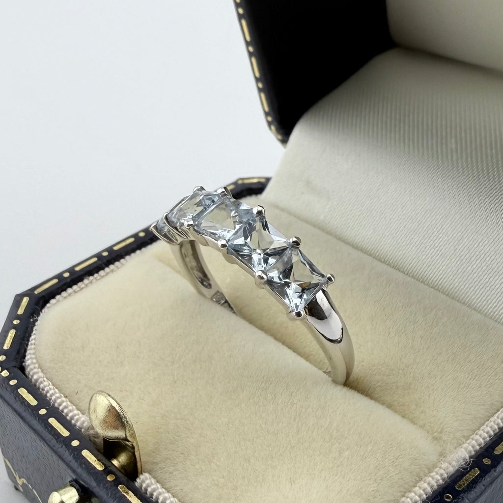 9ct White Gold Five-Stone Aquamarine Ring - Size Q
