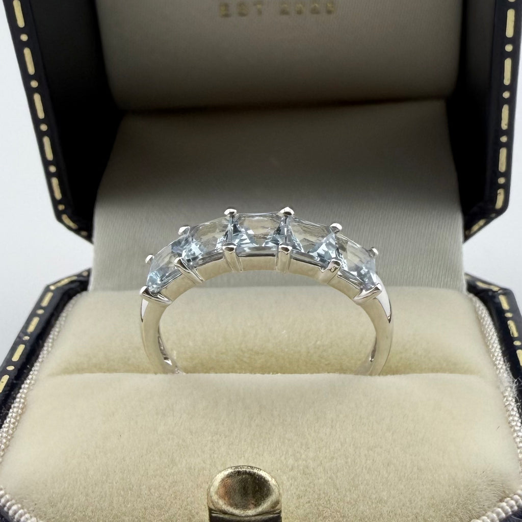 9ct White Gold Five-Stone Aquamarine Ring - Size Q