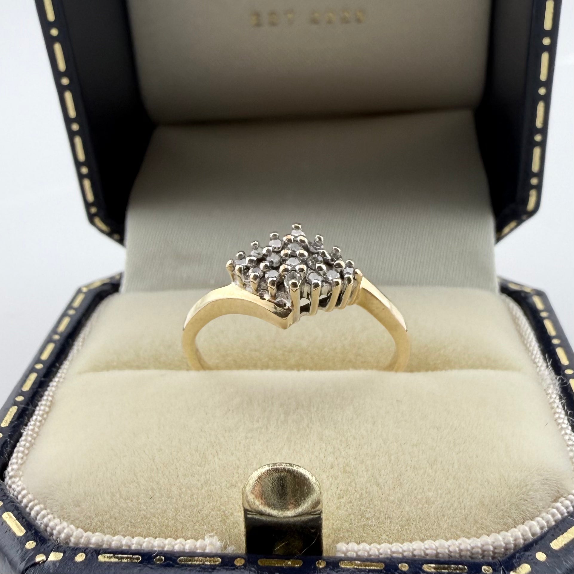 9ct Diamond Ring - Size I 1/2