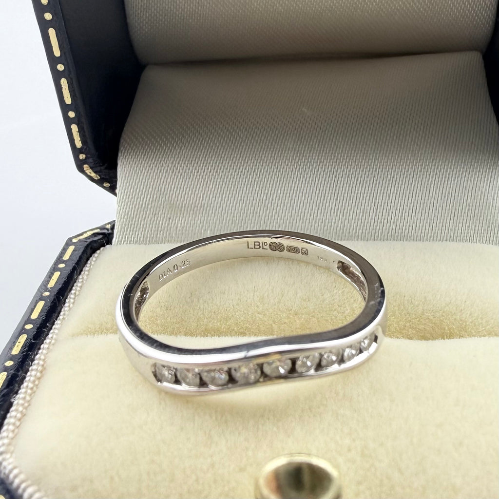 18ct White Gold Diamond Wishbone Band Ring — 0.25ct - Size N 1/2
